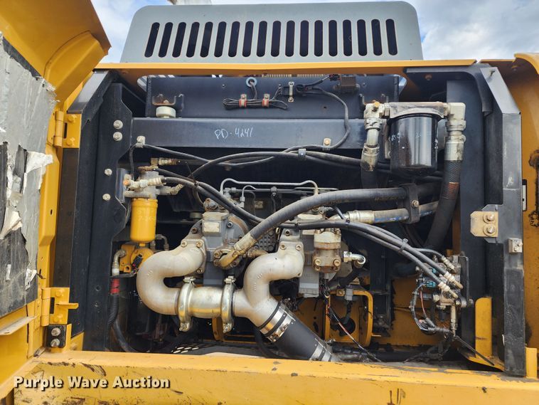 image for item KH9206 2014 John Deere 350G LC  excavator