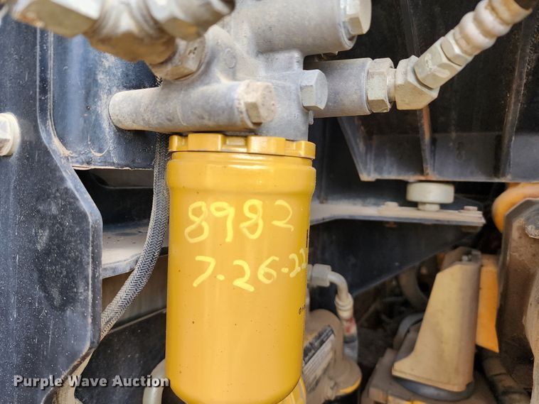 image for item KH9206 2014 John Deere 350G LC  excavator