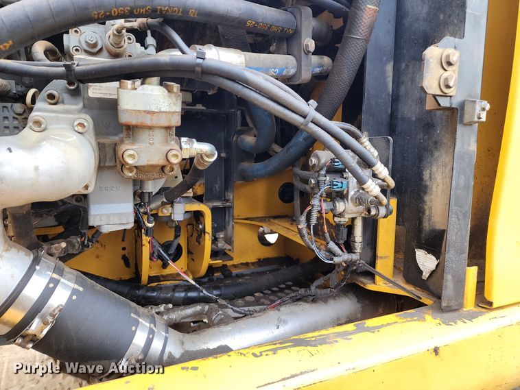 image for item KH9206 2014 John Deere 350G LC  excavator