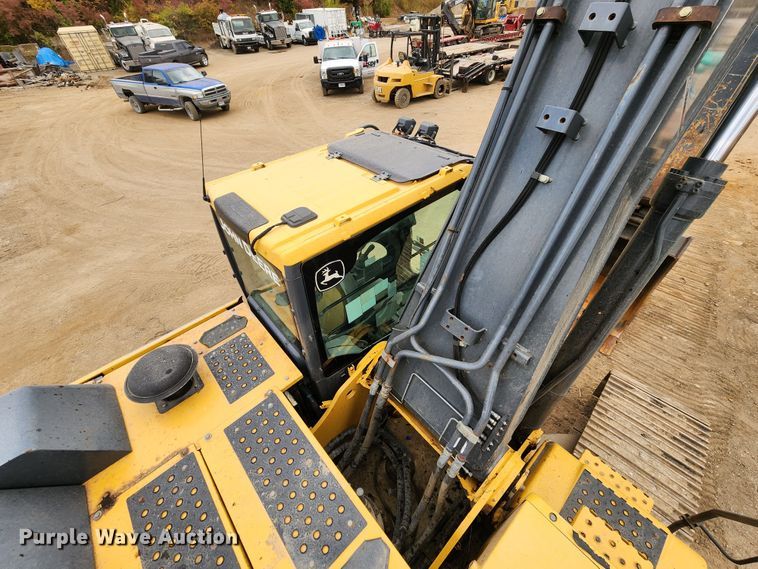 image for item KH9206 2014 John Deere 350G LC  excavator