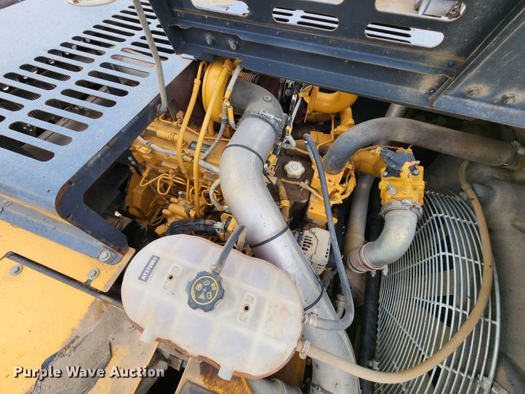 image for item KH9206 2014 John Deere 350G LC  excavator