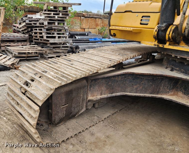 image for item KH9206 2014 John Deere 350G LC  excavator