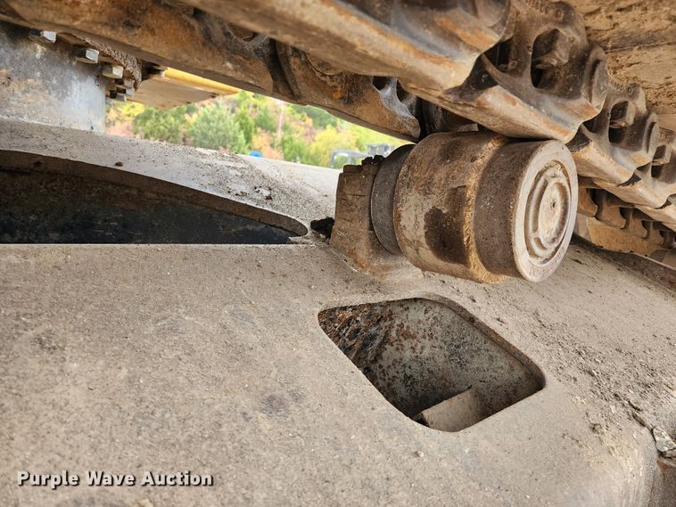 image for item KH9206 2014 John Deere 350G LC  excavator