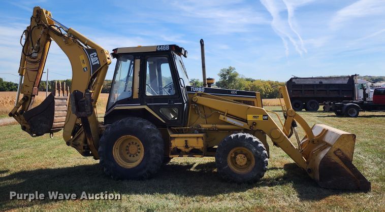 image for item KH9214 2001 Caterpillar 446B  backhoe