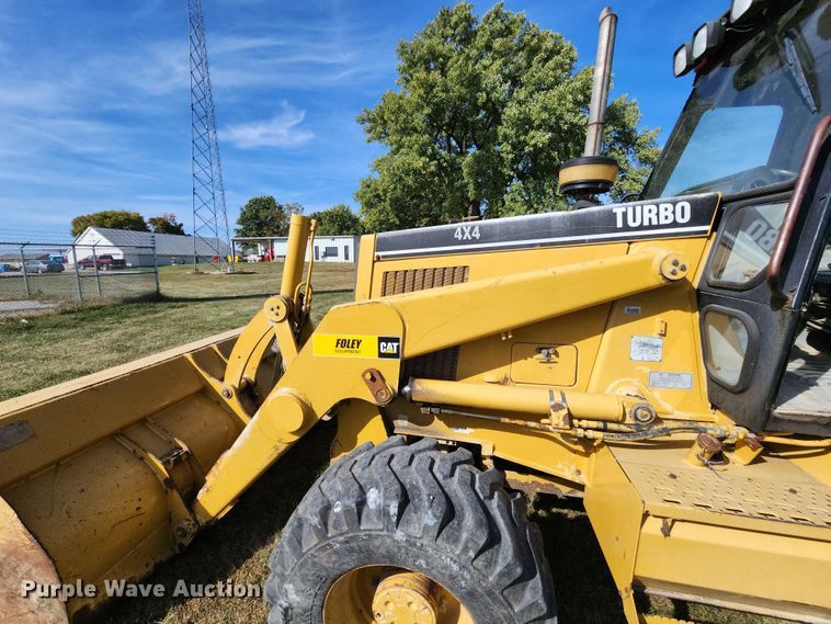 image for item KH9214 2001 Caterpillar 446B  backhoe