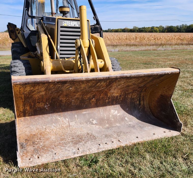 image for item KH9214 2001 Caterpillar 446B  backhoe