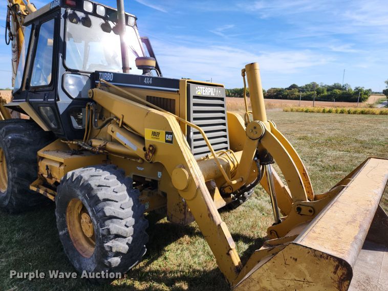 image for item KH9214 2001 Caterpillar 446B  backhoe