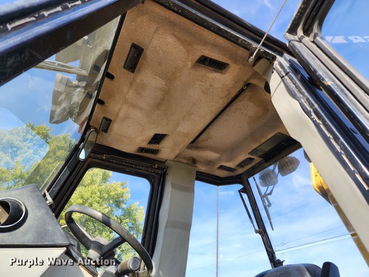 image for item KH9214 2001 Caterpillar 446B  backhoe