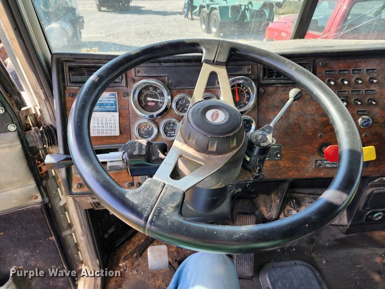 image for item KH9216 1997 Peterbilt 378  dump truck