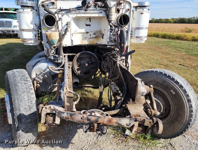 image for item KH9216 1997 Peterbilt 378  dump truck