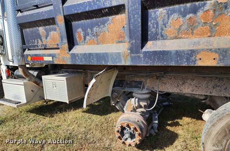 image for item KH9216 1997 Peterbilt 378  dump truck