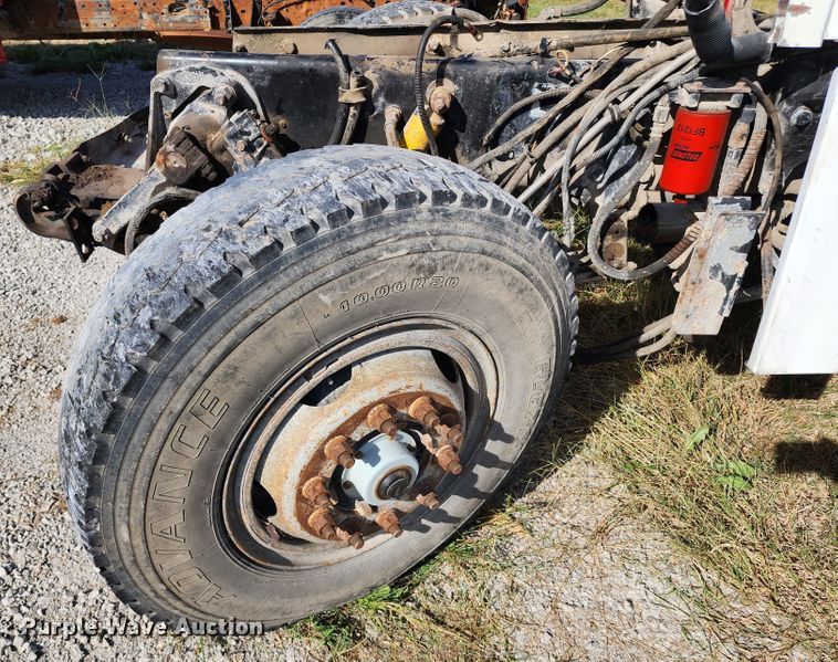 image for item KH9216 1997 Peterbilt 378  dump truck