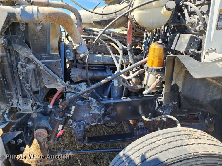 image for item KH9226 2000 Mack CH613  dump truck