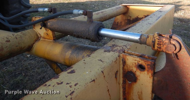 image for item KO9975 Garfield  box blade