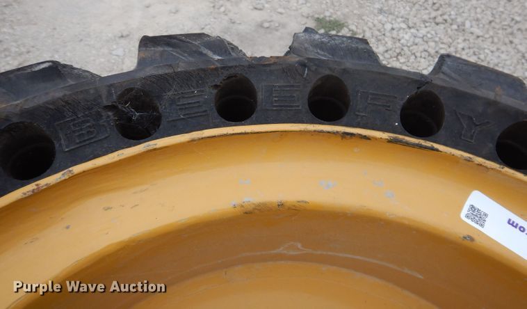 image for item KW9410 (4) Galaxy Beefy Baby SDS tires and wheels