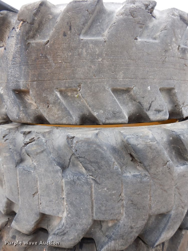 image for item KW9410 (4) Galaxy Beefy Baby SDS tires and wheels