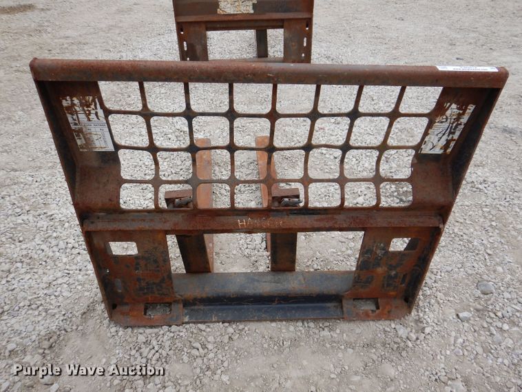 image for item KW9412 (2) Bobcat skid steer forks