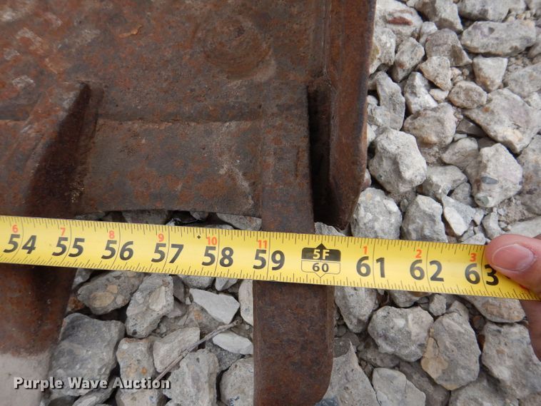 image for item KW9417 (6) skid steer buckets