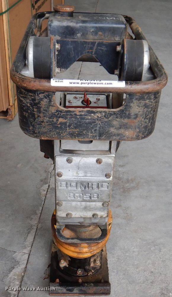 image for item KW9419 1995 Bomag BT58  plate compactor