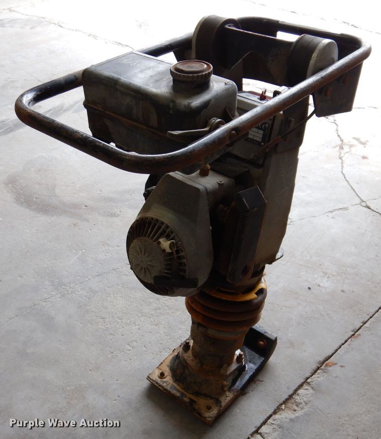 image for item KW9419 1995 Bomag BT58  plate compactor