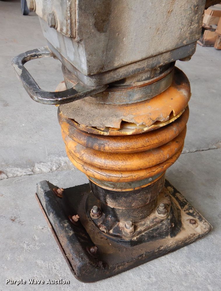 image for item KW9419 1995 Bomag BT58  plate compactor