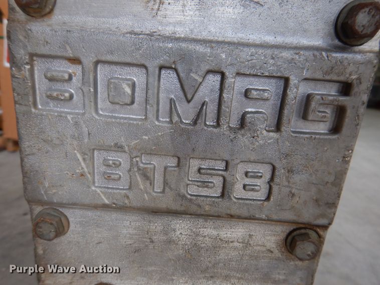 image for item KW9419 1995 Bomag BT58  plate compactor