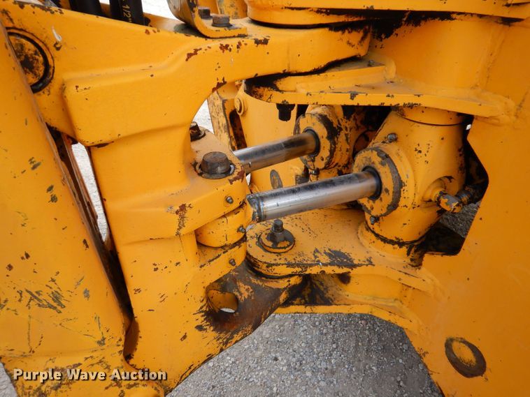 image for item KW9421 John Deere 310-A  backhoe