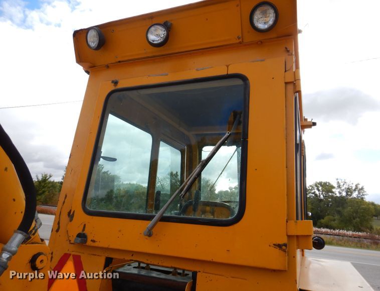 image for item KW9421 John Deere 310-A  backhoe