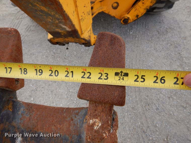 image for item KW9421 John Deere 310-A  backhoe