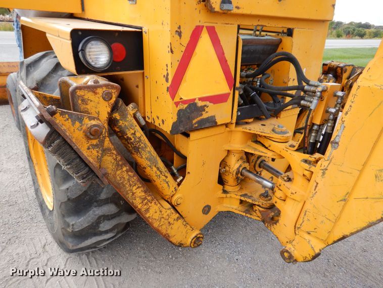 image for item KW9421 John Deere 310-A  backhoe