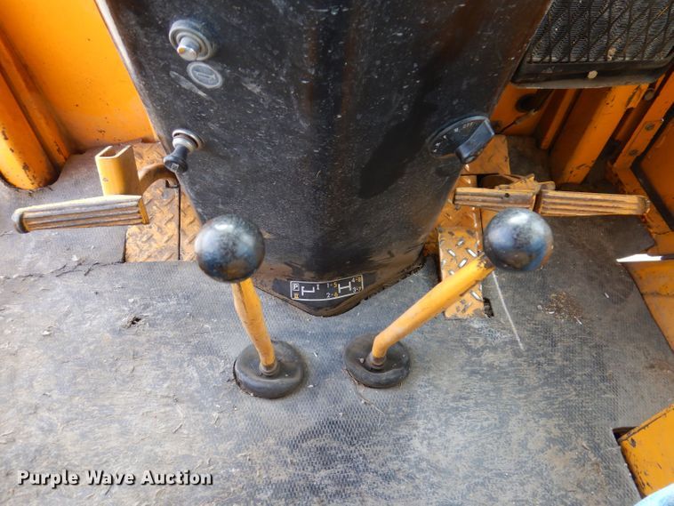 image for item KW9421 John Deere 310-A  backhoe