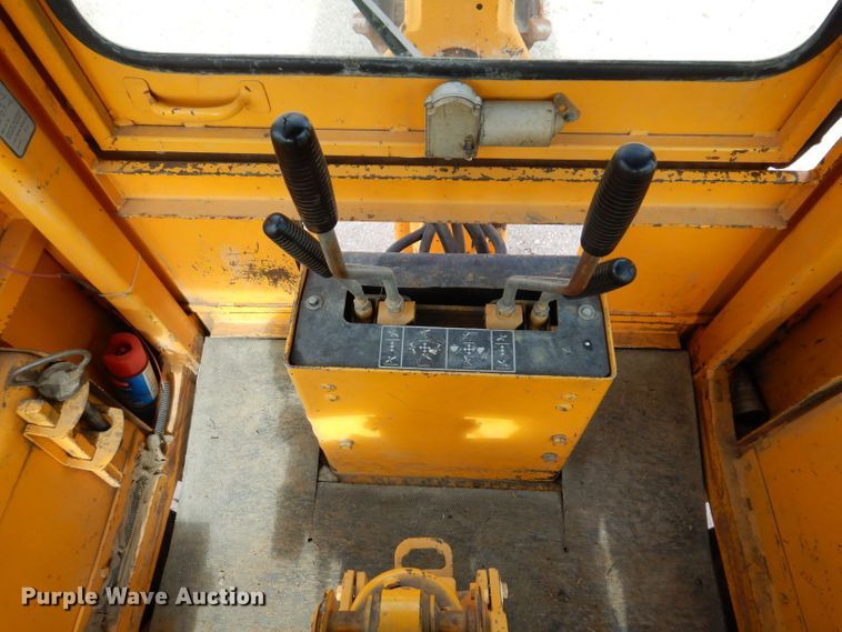 image for item KW9421 John Deere 310-A  backhoe