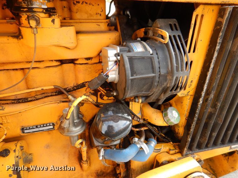 image for item KW9421 John Deere 310-A  backhoe