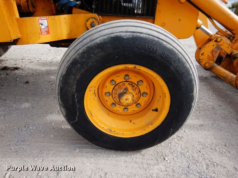 image for item KW9421 John Deere 310-A  backhoe