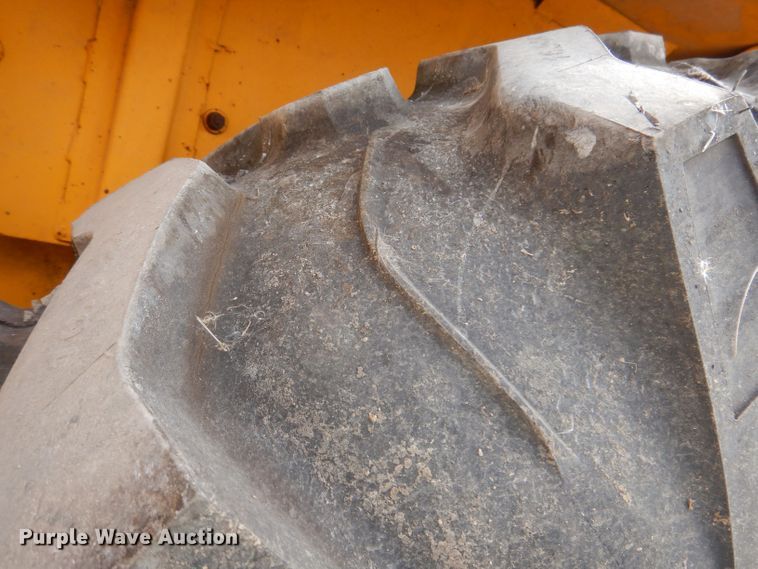 image for item KW9421 John Deere 310-A  backhoe