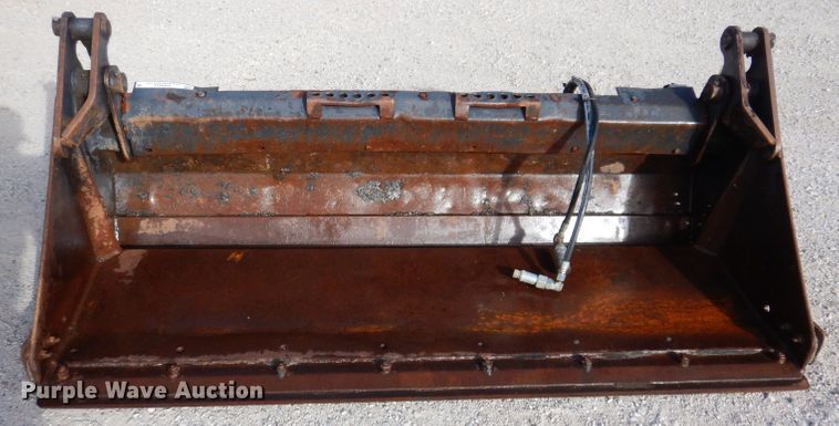 image for item KW9424 Bobcat  skid steer 72" W four-in-one bucket