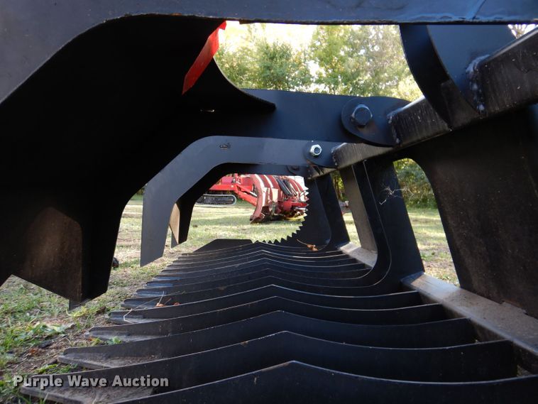 image for item KW9473 Peak  75" W skid steer grapple bucket