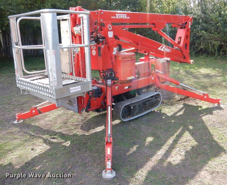 image for item KW9475 2007 Teupen LE15GT  boom lift