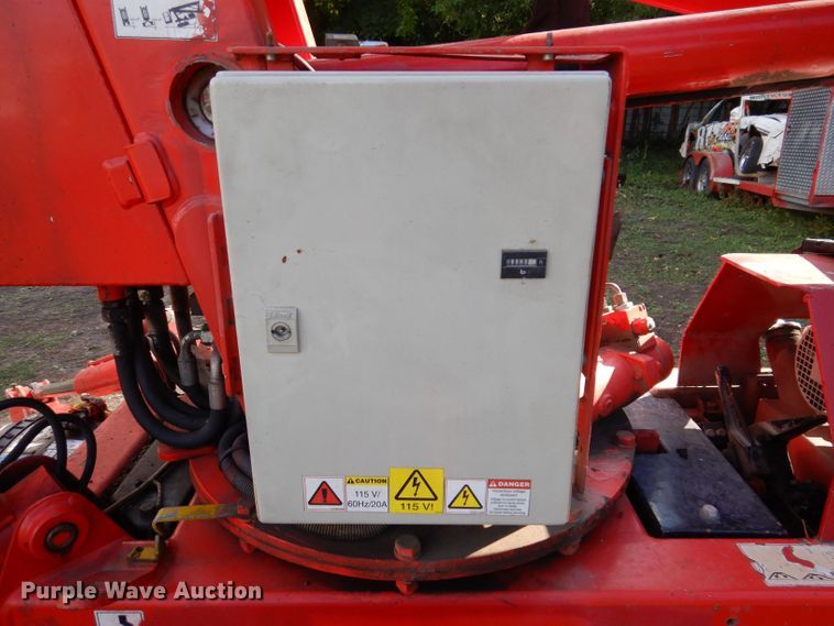 image for item KW9475 2007 Teupen LE15GT  boom lift