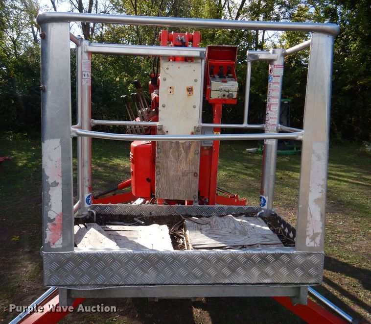 image for item KW9475 2007 Teupen LE15GT  boom lift