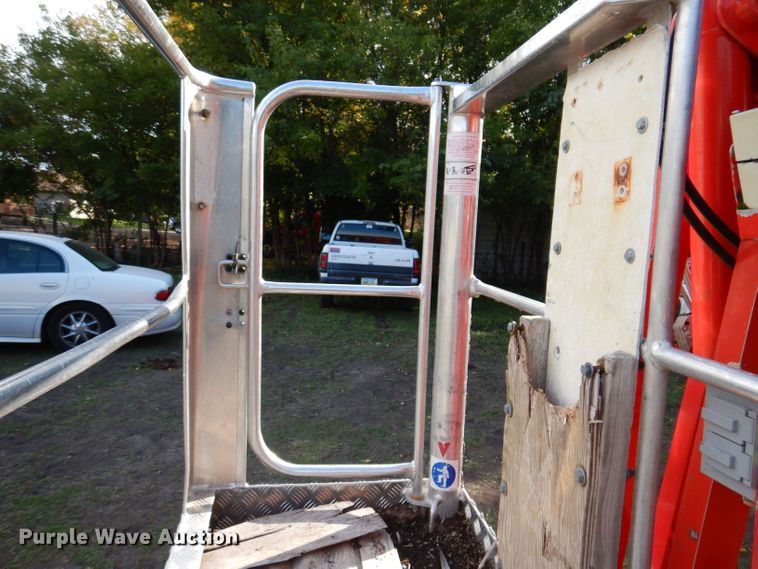 image for item KW9475 2007 Teupen LE15GT  boom lift