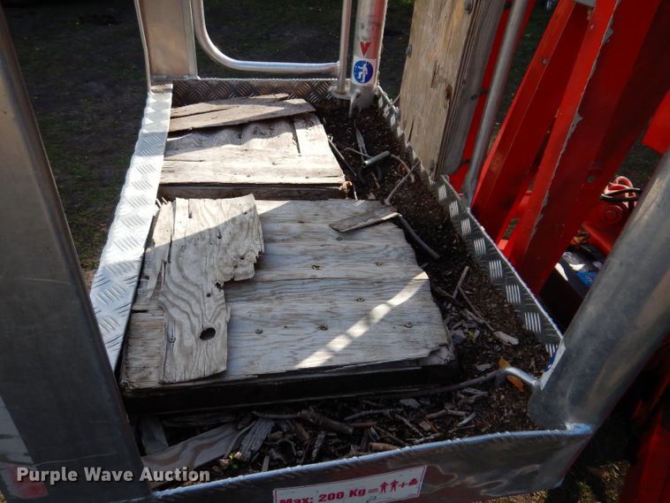 image for item KW9475 2007 Teupen LE15GT  boom lift