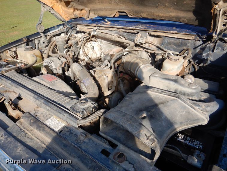 image for item KW9476 1996 Ford F-Super Duty XLT  flatbed truck