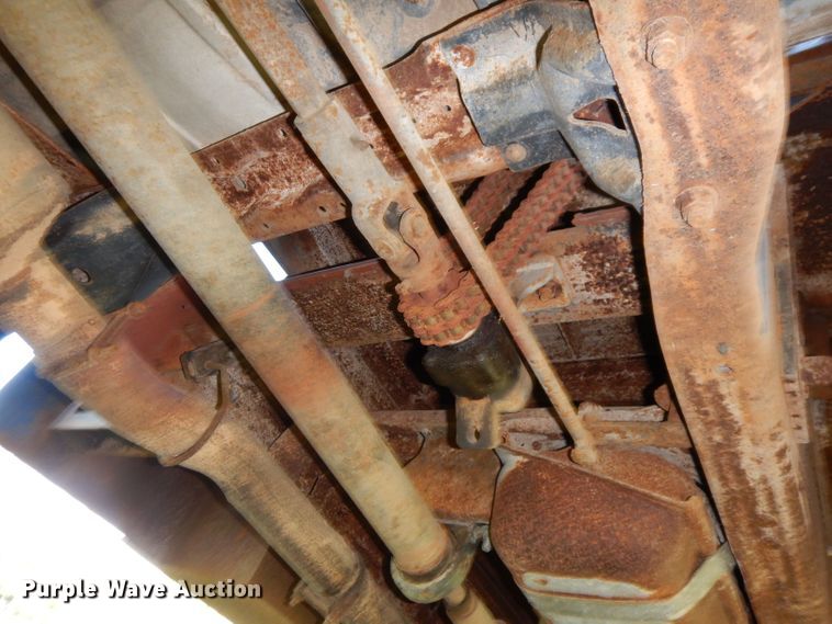 image for item KW9476 1996 Ford F-Super Duty XLT  flatbed truck