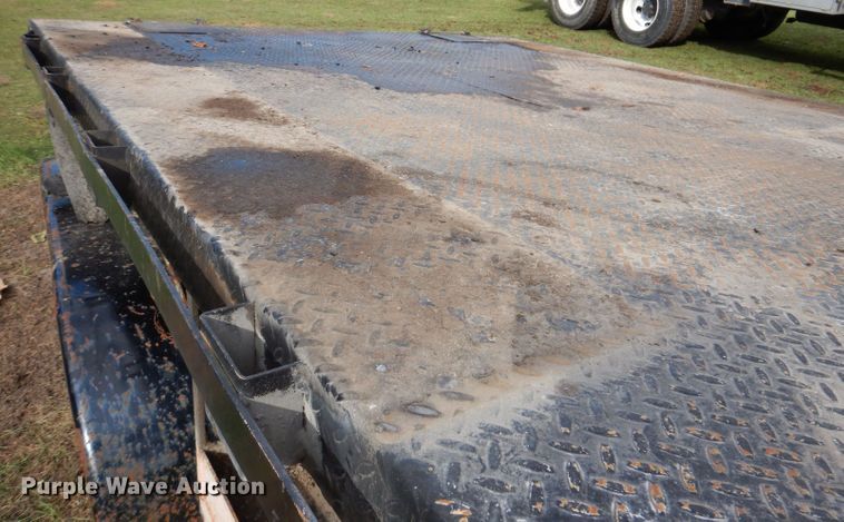 image for item KW9477 Flatbed