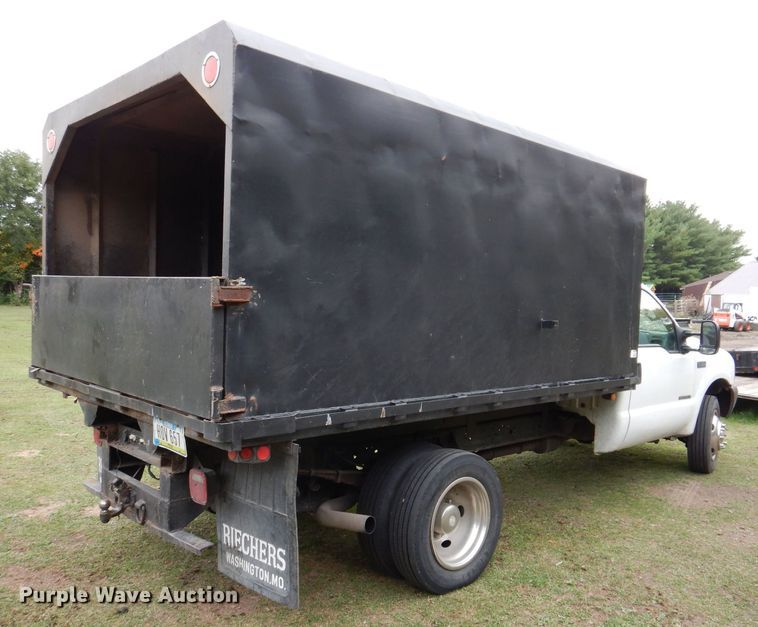 image for item KW9478 1999 Ford F450 Super Duty  chipper truck