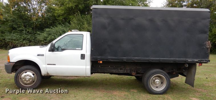 image for item KW9478 1999 Ford F450 Super Duty  chipper truck