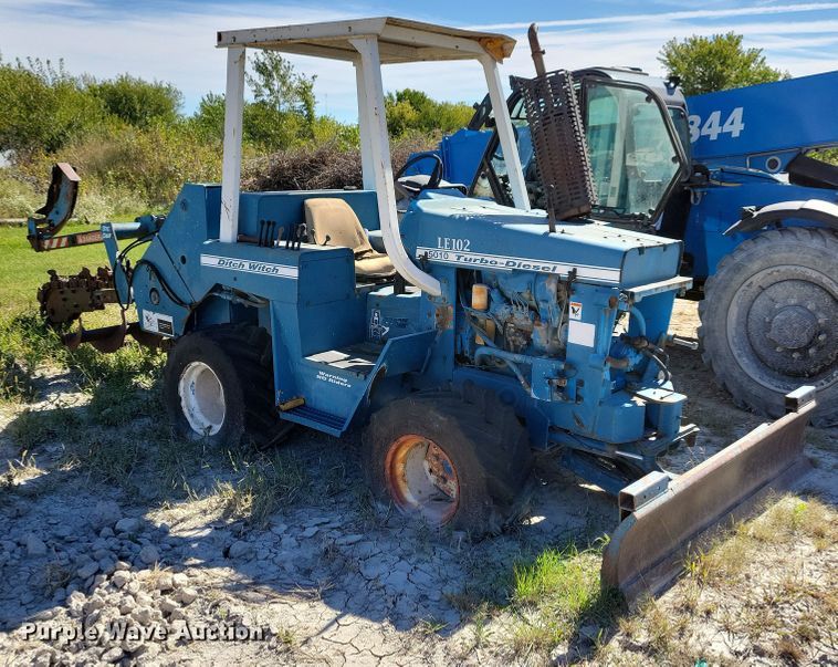 image for item KW9492 1989 Ditch Witch 5010  trencher