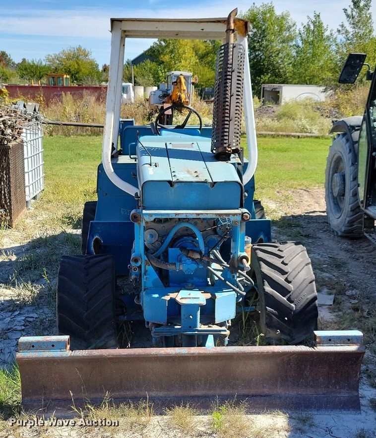 image for item KW9492 1989 Ditch Witch 5010  trencher