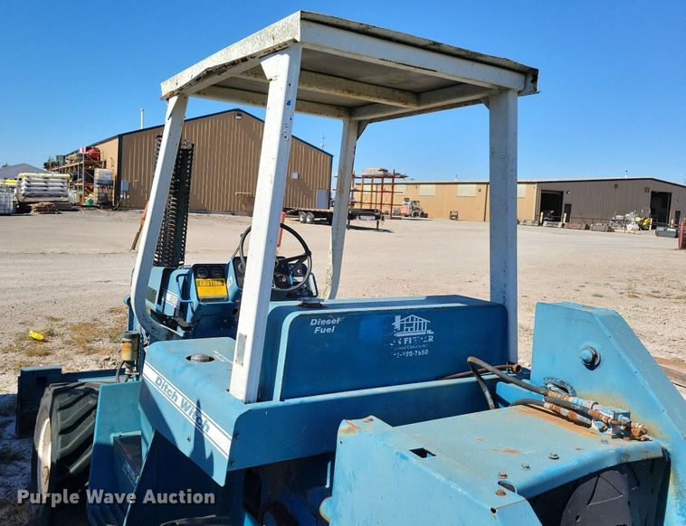 image for item KW9492 1989 Ditch Witch 5010  trencher